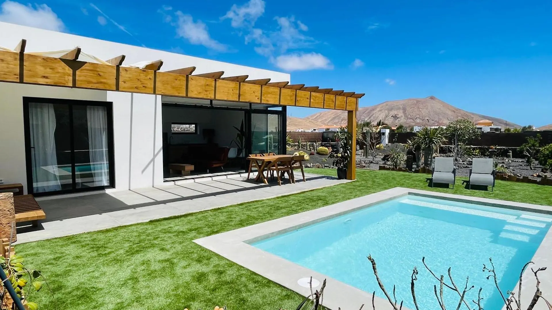 Bungalow + Piscina Independiente لا أوليفا